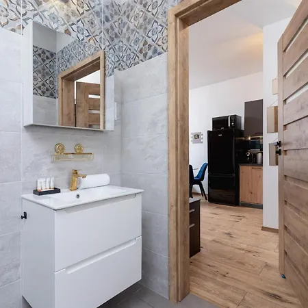 Fabryczna By Renters By Renters