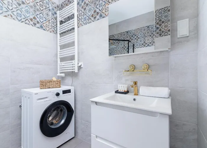 Apartment Fabryczna By Renters By Renters Krakow