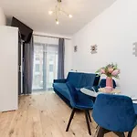 Fabryczna By Renters By Renters Krasków